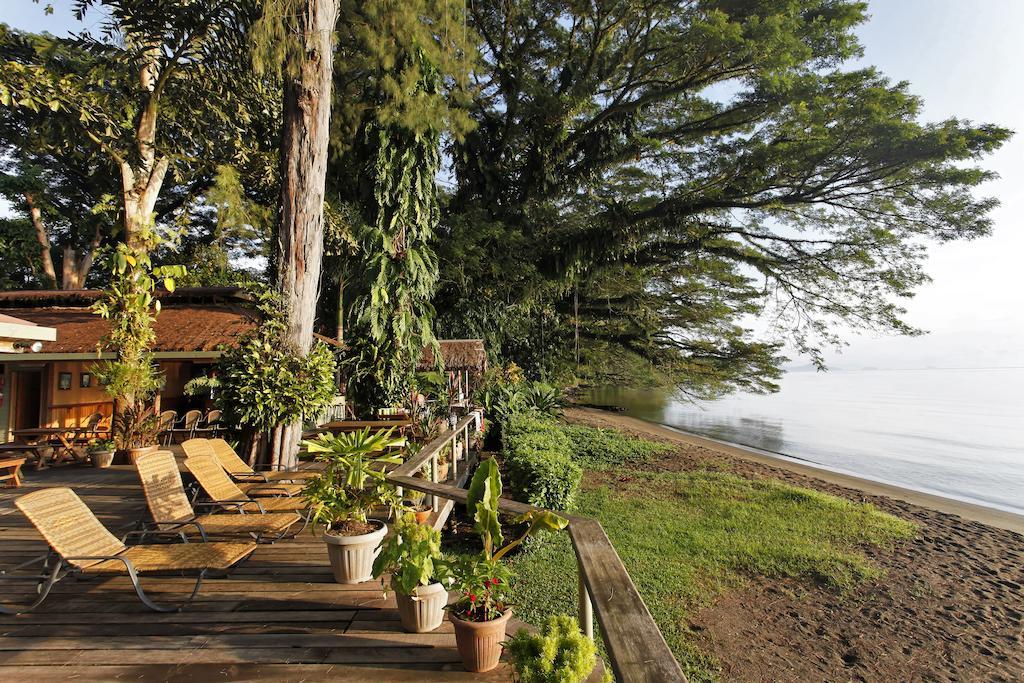 Walindi Plantation Resort Кимбе Экстерьер фото